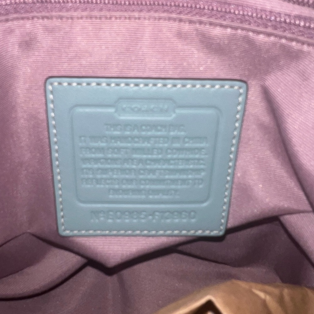 2009 Coach Hampton Pebbled Shoulder Bag, silver hardware, Preloved but like new! - Picture 8 of 9